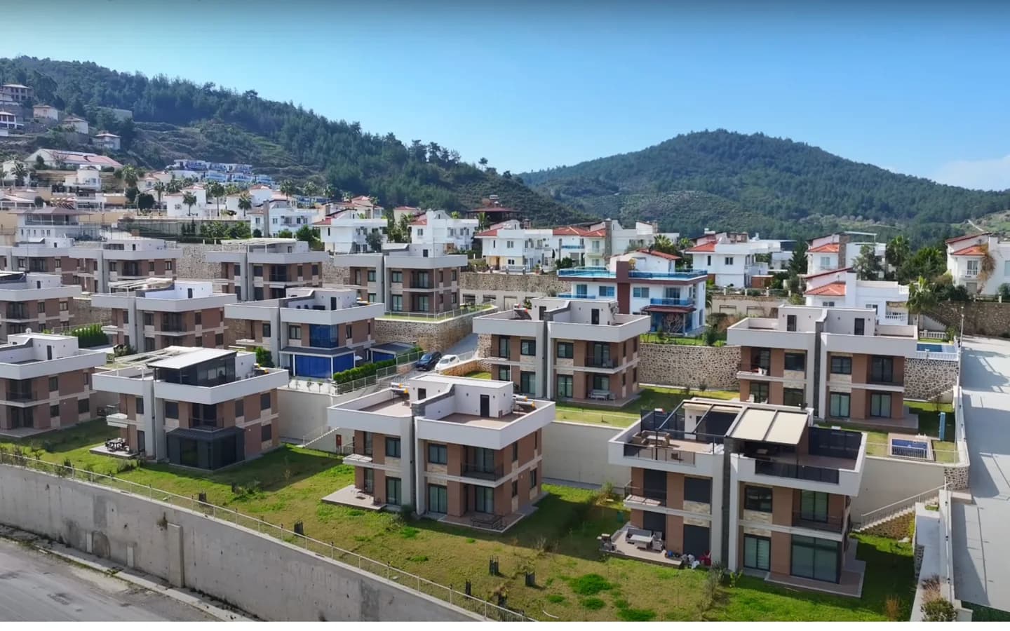 Avocado Village: Your Luxury Home in Kargıcak